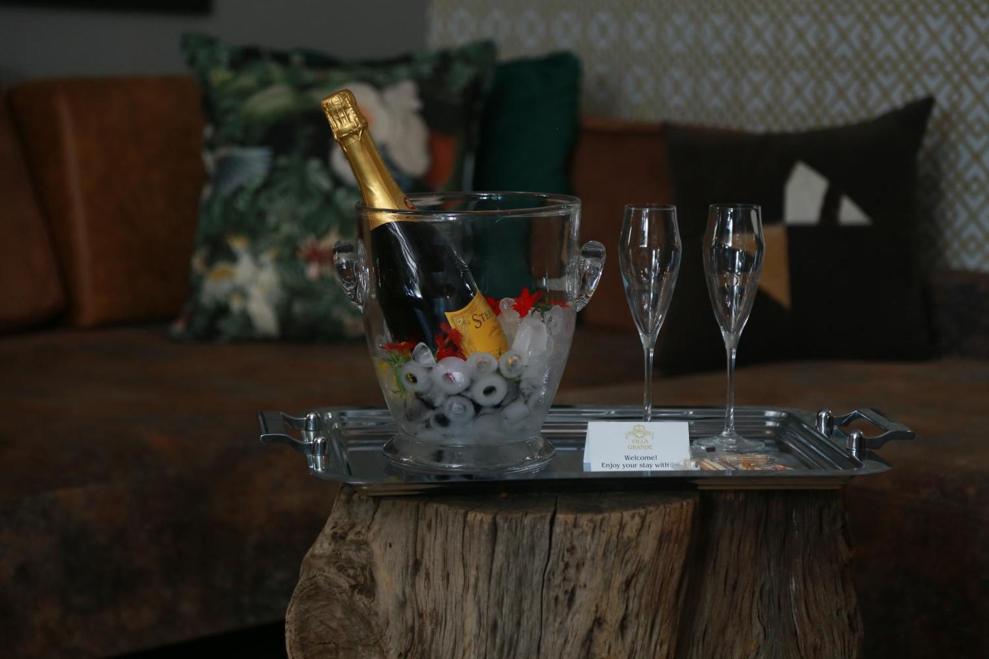 Villa Grande Luxury Accommodation Велком Екстериор снимка